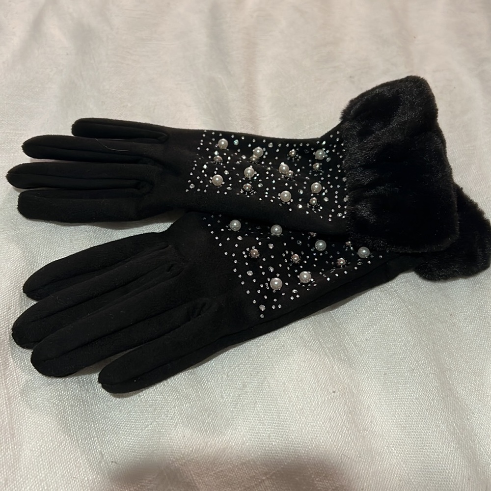 Faux Fur cuff cloves